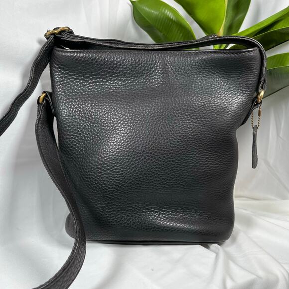 COACH 4907 Sonoma Pebbled Bucket Bag - Picture 1 of 12